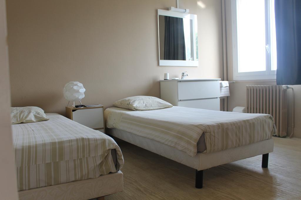 Le Bellevue Lisieux Hotel ภายนอก รูปภาพ